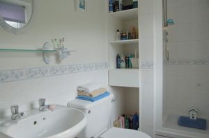 En-Suite- click for photo gallery